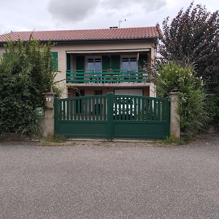 L'Escale Thermale Montrond-les-Bains Luaran gambar